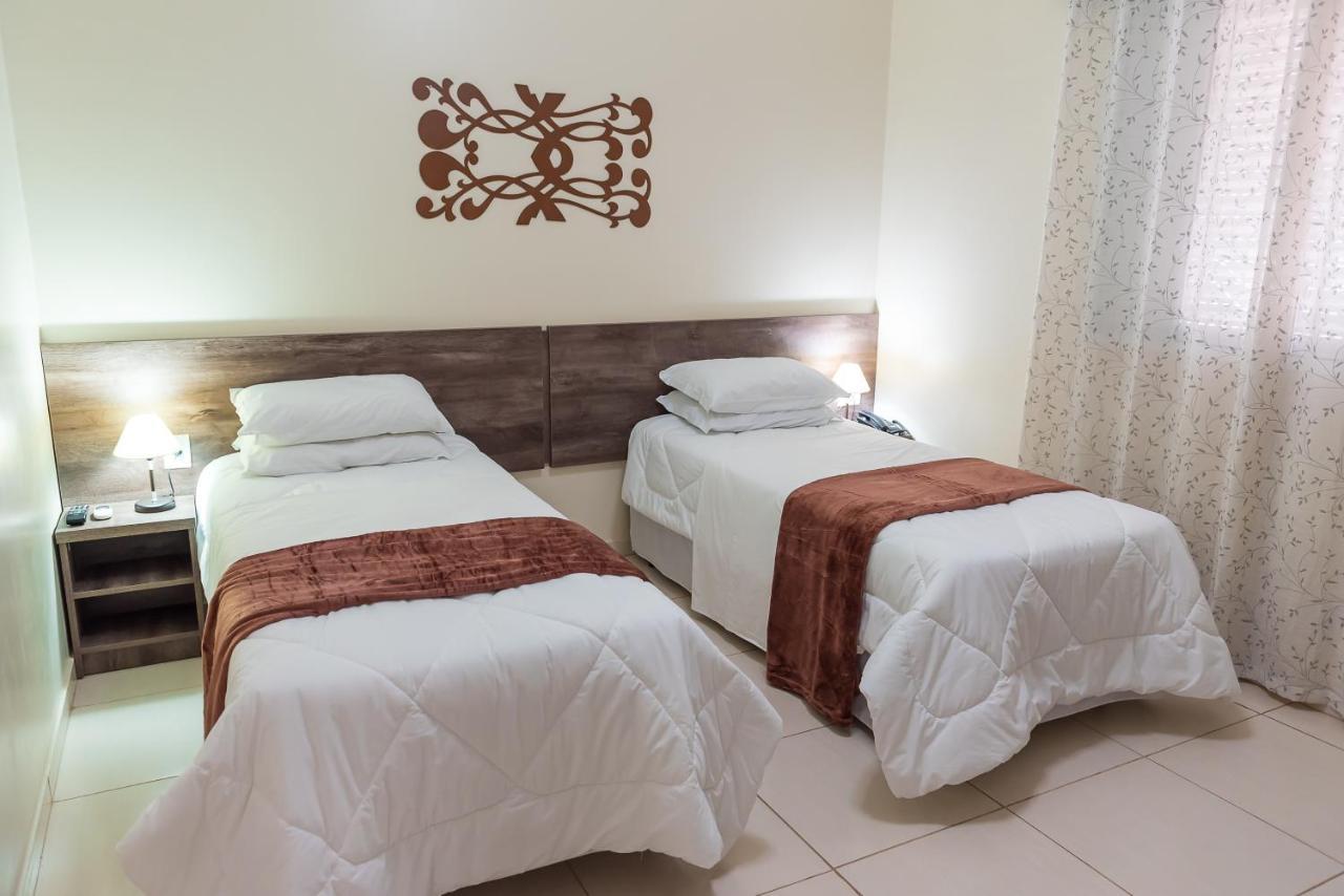 Hotel D'Napoles 伊茹伊 外观 照片
