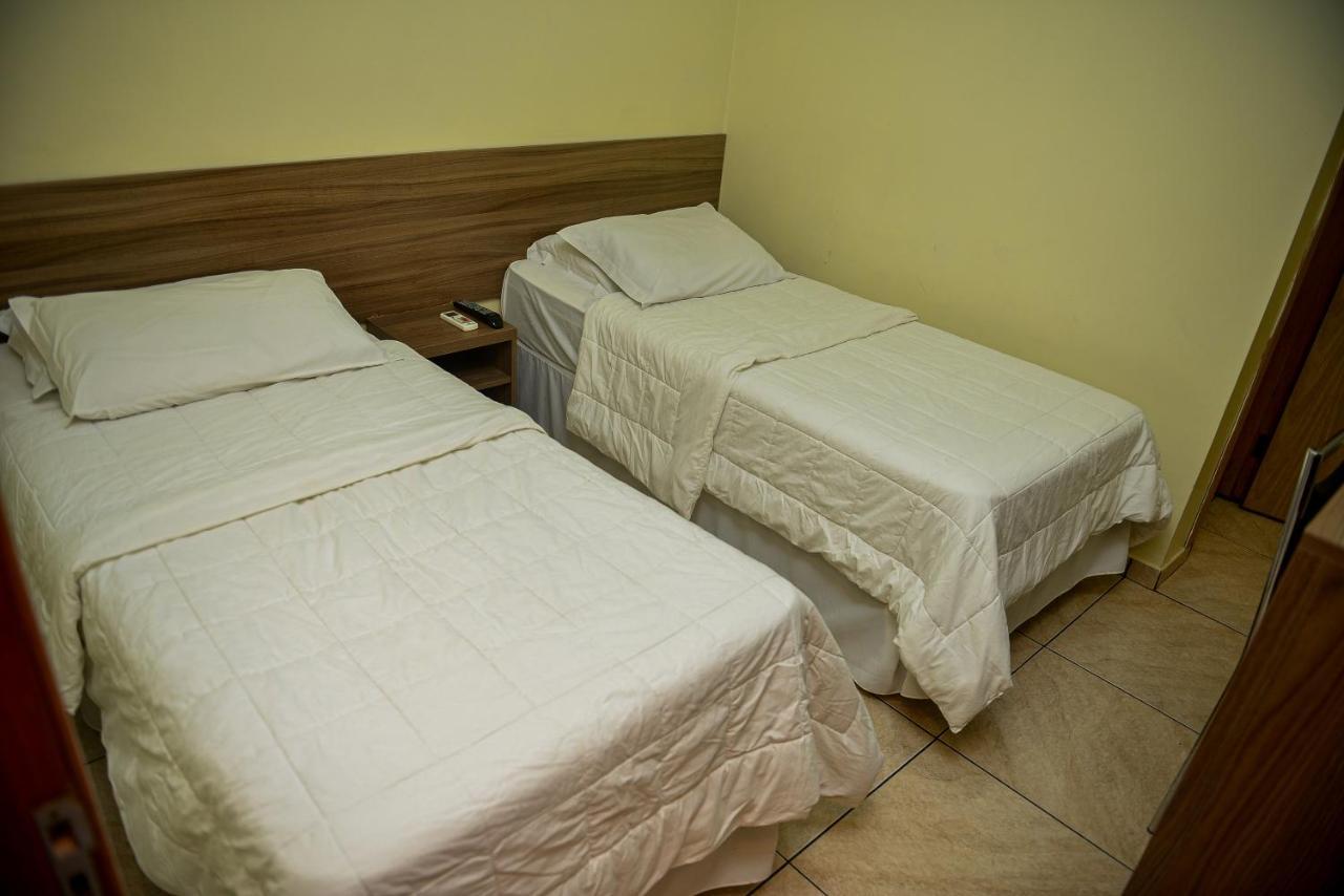 Hotel D'Napoles 伊茹伊 外观 照片