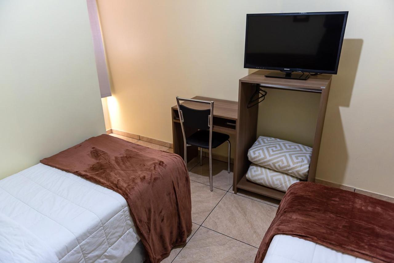 Hotel D'Napoles 伊茹伊 外观 照片